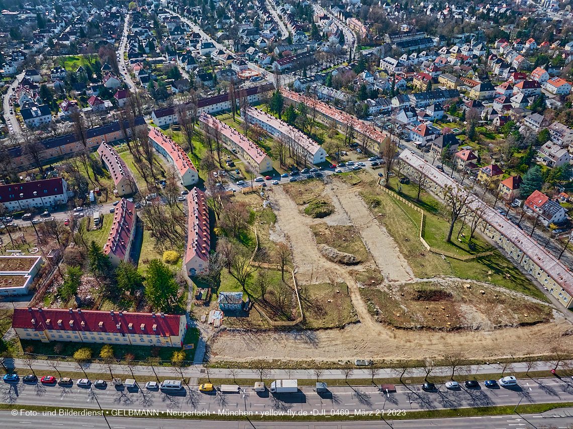 21.03.2023 - Luftbilder von der Baustelle Maikäfersiedlung in Berg am Laim